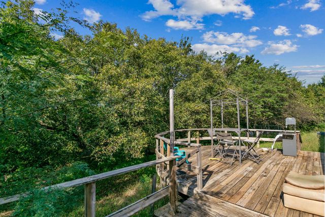 6 River Creek Rd, Udall, KS 67146