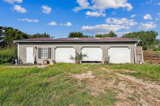 6 River Creek Rd, Udall, KS 67146