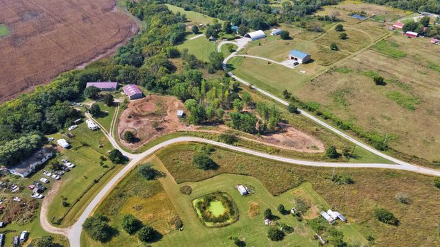 6 River Creek Rd, Udall, KS 67146