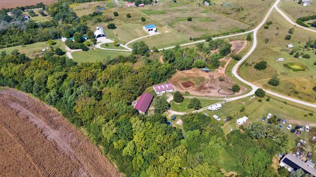 6 River Creek Rd, Udall, KS 67146