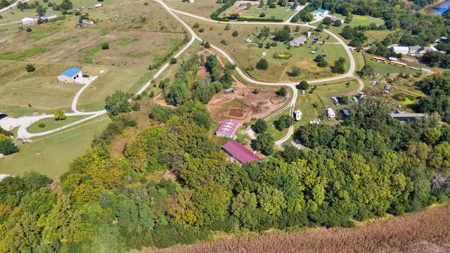 6 River Creek Rd, Udall, KS 67146