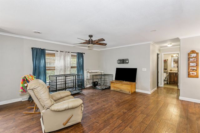 6 River Creek Rd, Udall, KS 67146