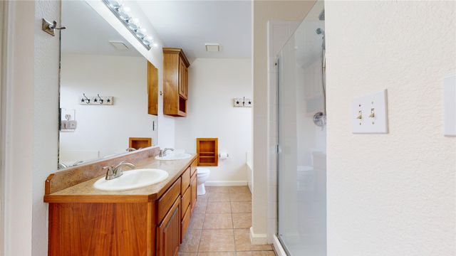 5909 County Road 488, Nevada, TX 75173