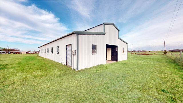 5909 County Road 488, Nevada, TX 75173