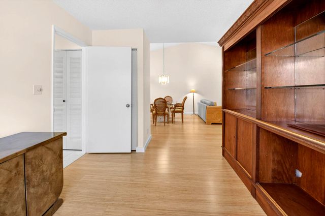 10938 Roebelini Palm Court B, Boynton Beach, FL 33437