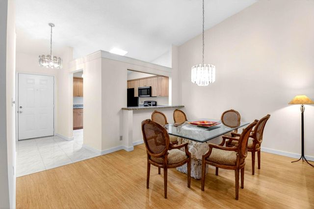 10938 Roebelini Palm Court B, Boynton Beach, FL 33437