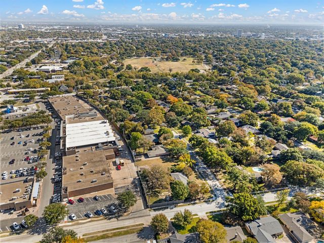 820 Brookhurst Drive, Richardson, TX 75080