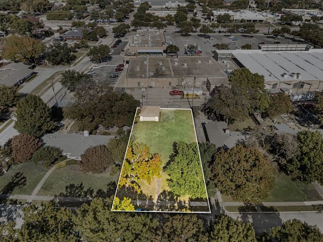 820 Brookhurst Drive, Richardson, TX 75080