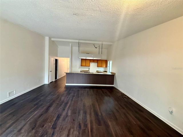 5214 2ND STREET, Orlando, FL 32810