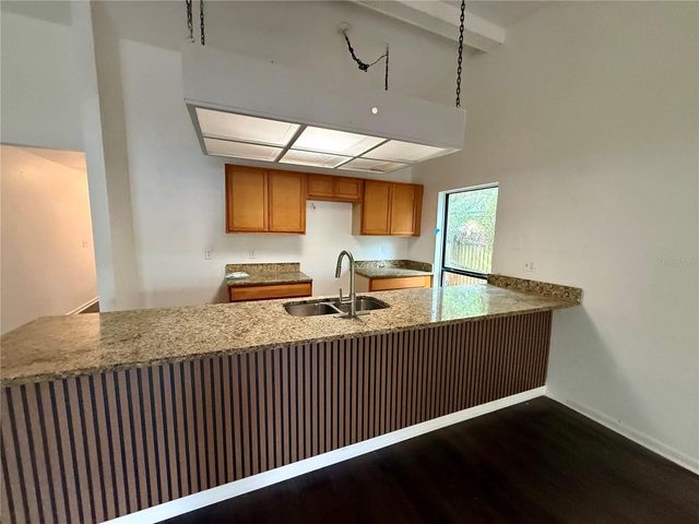 5214 2ND STREET, Orlando, FL 32810