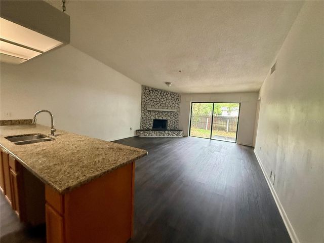 5214 2ND STREET, Orlando, FL 32810