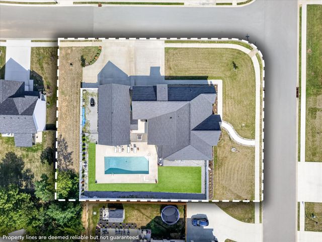 348 Ellington Dr, Clarksville, TN 37043