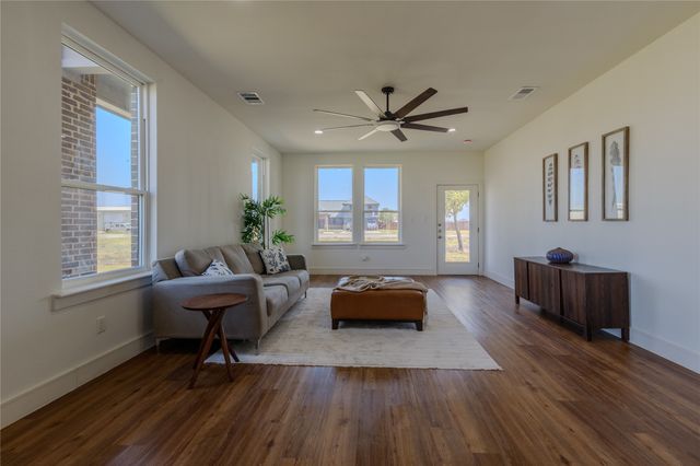 2908 Bliss Meadows Drive, Kaufman, TX 75142