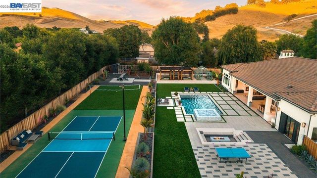 19 Mitchell Way, Danville, CA 94506