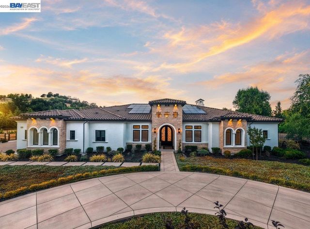19 Mitchell Way, Danville, CA 94506