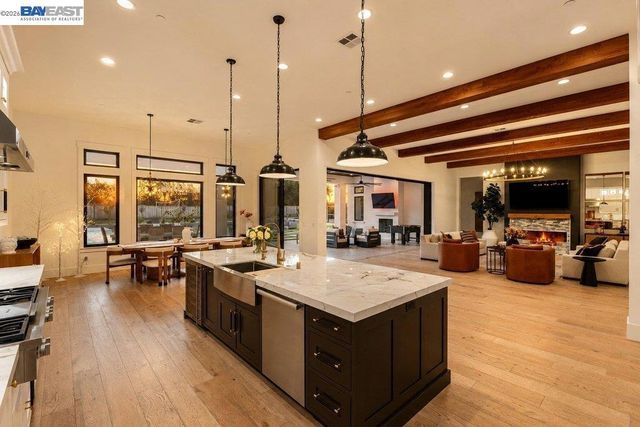 19 Mitchell Way, Danville, CA 94506