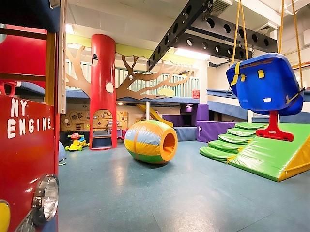 415 E 52nd St Apt 2DA, New York City, NY 10022