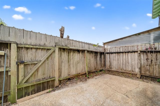 7861 Cook Road, Houston, TX 77072