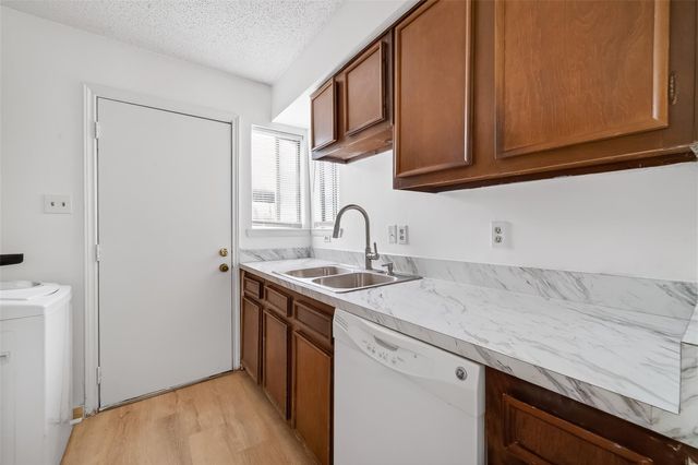 7861 Cook Road, Houston, TX 77072