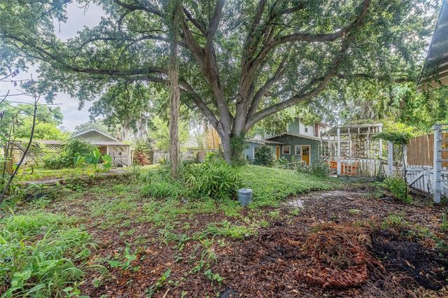 116 S LAKESHORE BOULEVARD, Lake Wales, FL 33853
