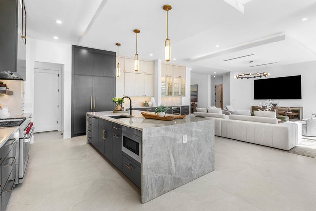 368 Churchill Road, West Palm Beach, FL 33405