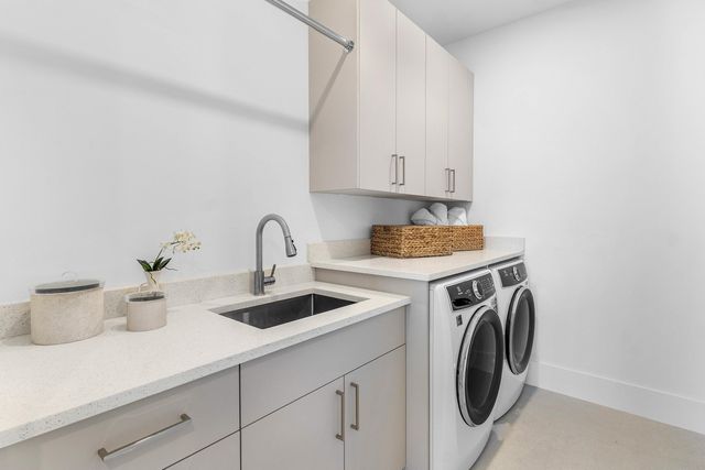 368 Churchill Road, West Palm Beach, FL 33405