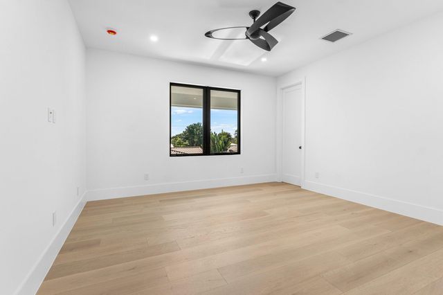 368 Churchill Road, West Palm Beach, FL 33405