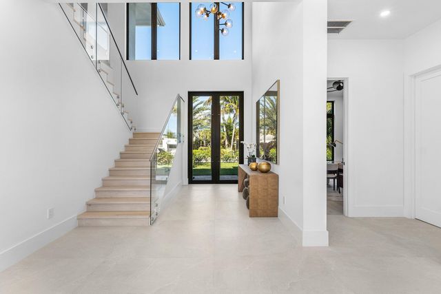 368 Churchill Road, West Palm Beach, FL 33405