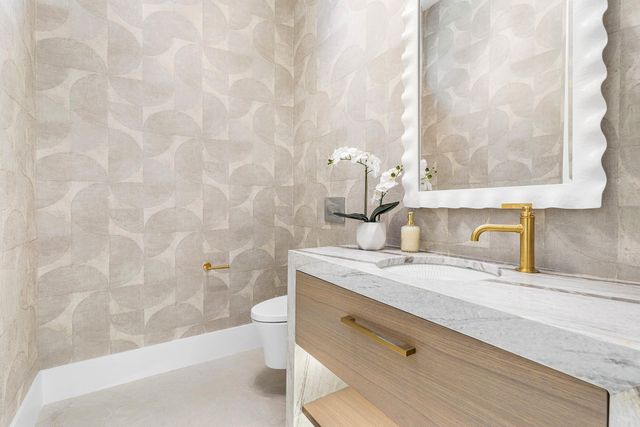 368 Churchill Road, West Palm Beach, FL 33405