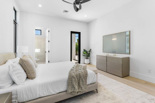 368 Churchill Road, West Palm Beach, FL 33405