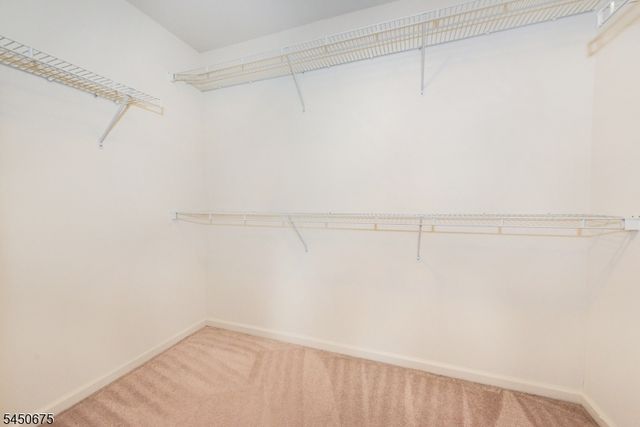 208 Welsh Pl, Morris Plains Boro, NJ 07950