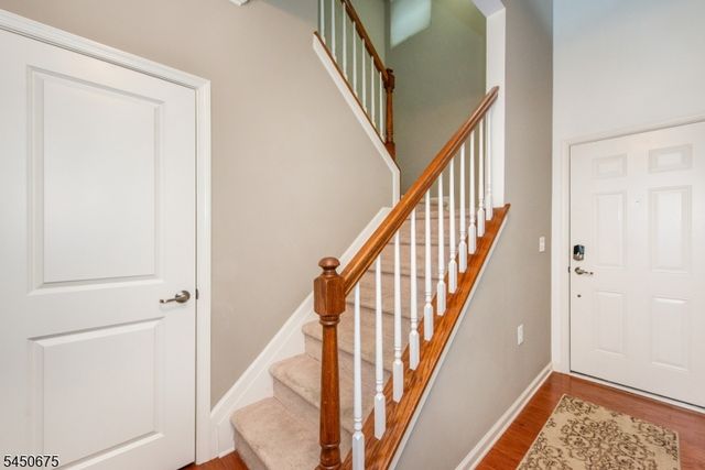 208 Welsh Pl, Morris Plains Boro, NJ 07950