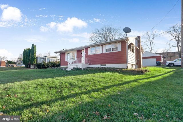 416 MAIN ST, Stockertown, PA 18083