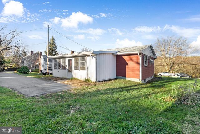 416 MAIN ST, Stockertown, PA 18083