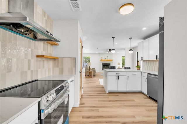 1402 Cedar Oaks Lane, Harker Heights, TX 76548