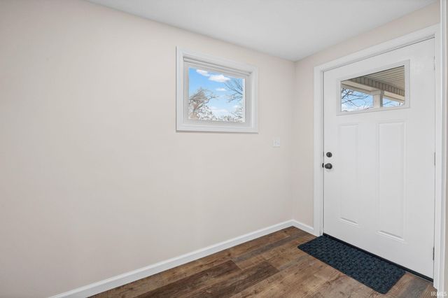 102 S Sheets Street, Oxford, IN 47971