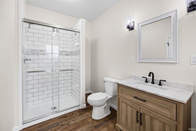 102 S Sheets Street, Oxford, IN 47971