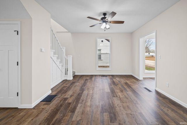 102 S Sheets Street, Oxford, IN 47971