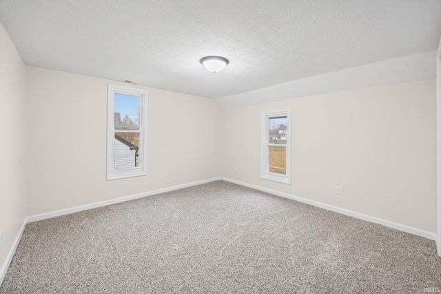 102 S Sheets Street, Oxford, IN 47971