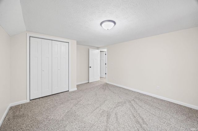 102 S Sheets Street, Oxford, IN 47971