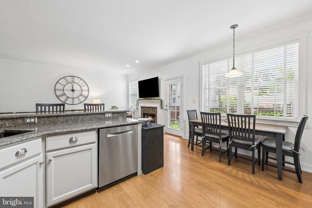 75 MANLEY RD, Pennington, NJ 08534