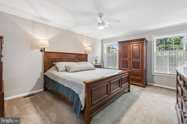 75 MANLEY RD, Pennington, NJ 08534
