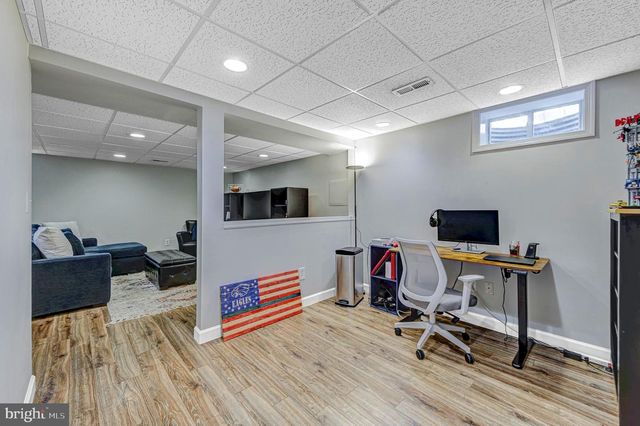 75 MANLEY RD, Pennington, NJ 08534