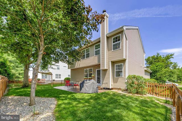 75 MANLEY RD, Pennington, NJ 08534
