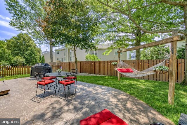 75 MANLEY RD, Pennington, NJ 08534