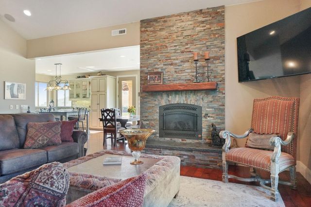 11195 Vintage Rd, Ione, CA 95640