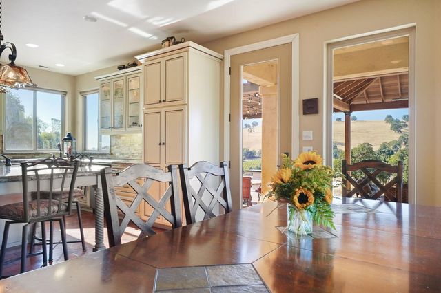 11195 Vintage Rd, Ione, CA 95640