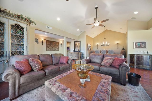 11195 Vintage Rd, Ione, CA 95640