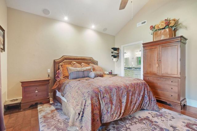 11195 Vintage Rd, Ione, CA 95640