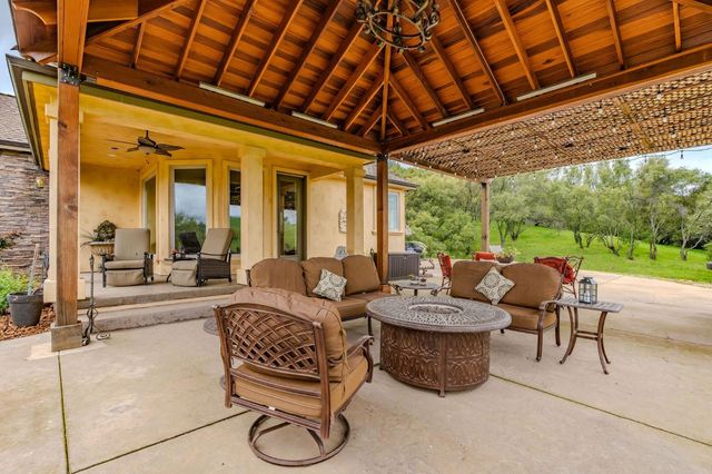 11195 Vintage Rd, Ione, CA 95640